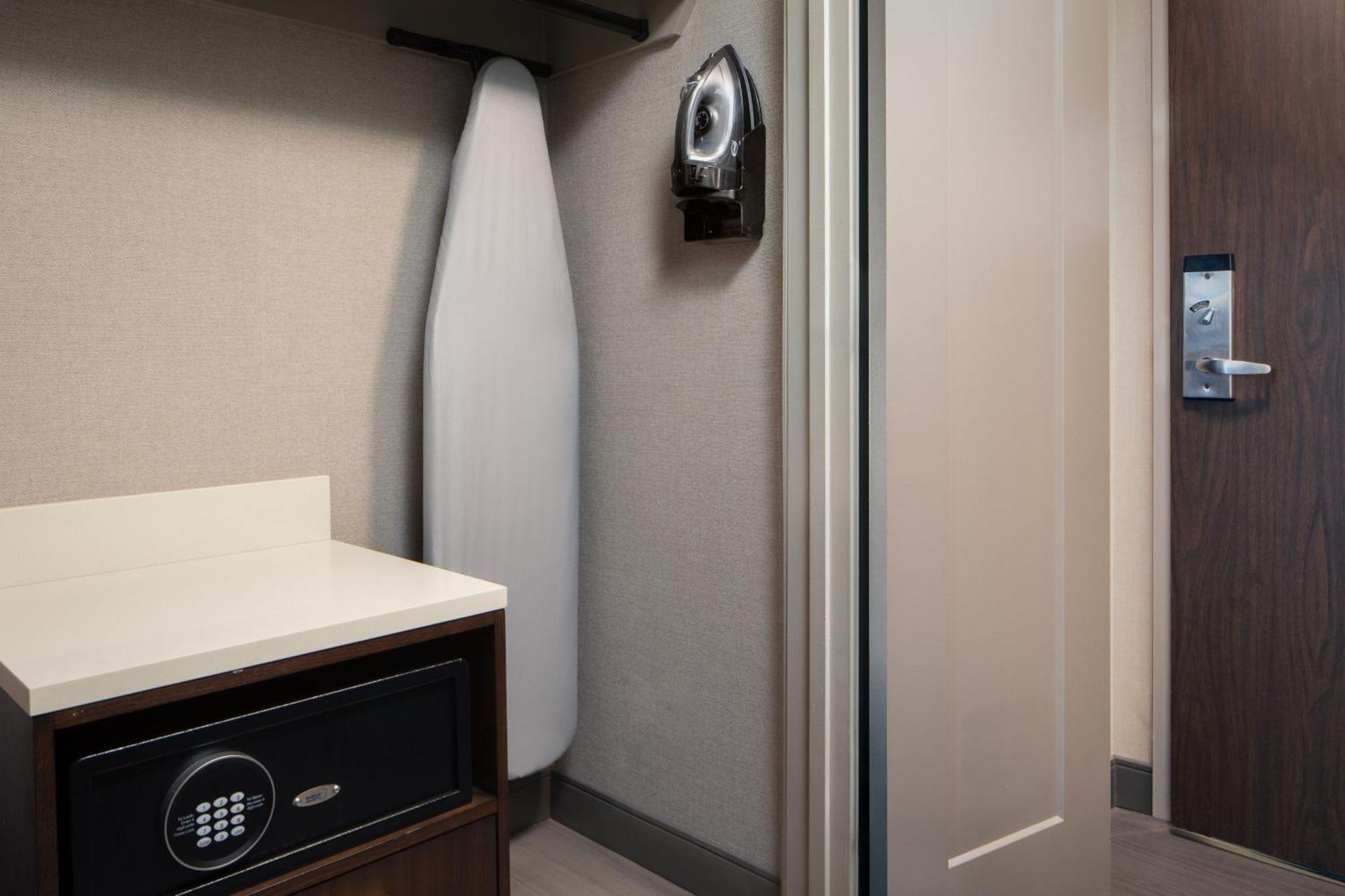 Dallas-Addison Marriott Quorum By The Galleria Екстер'єр фото