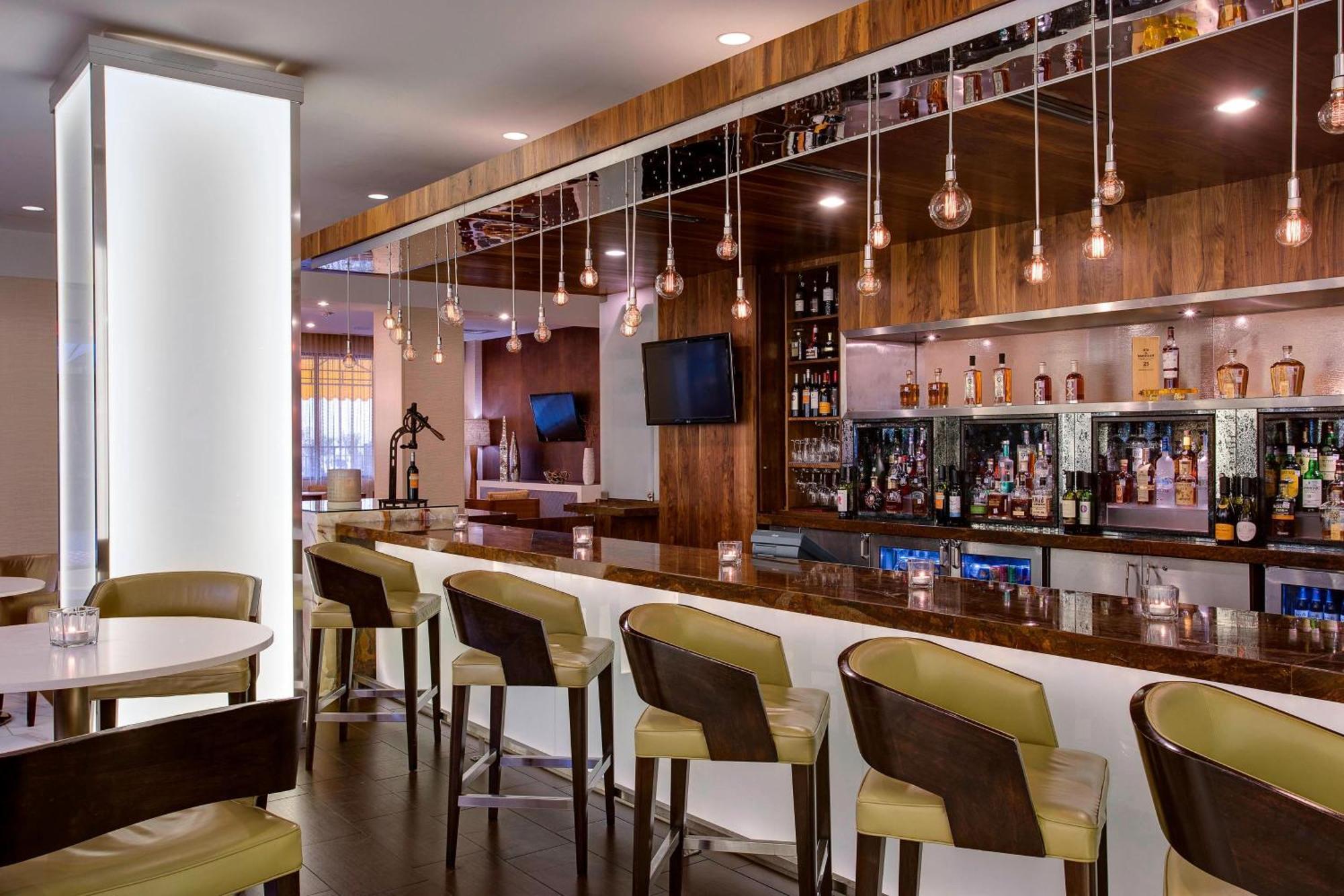 Dallas-Addison Marriott Quorum By The Galleria Екстер'єр фото